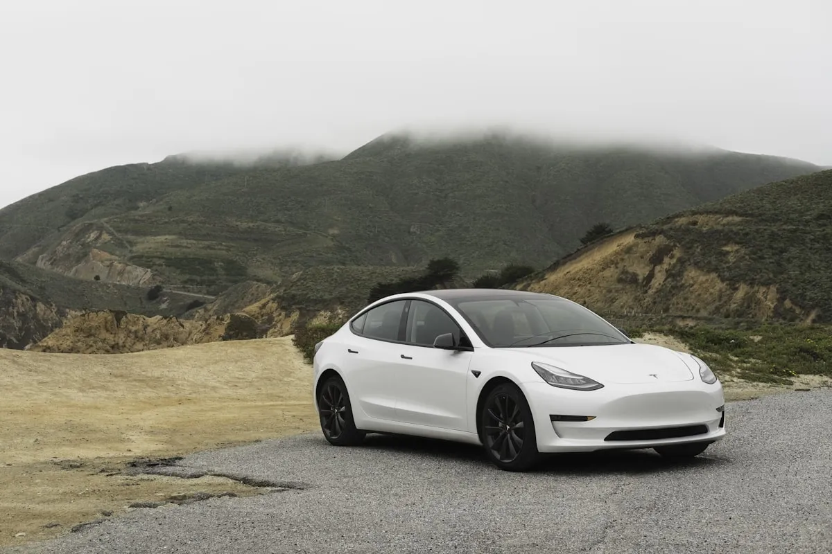 Gambar Harga Saham Tesla (TSLAX) Hari Ini 22 Juni 2026: $393 dan Elon Musk Tambah Kepemilikan Saham
