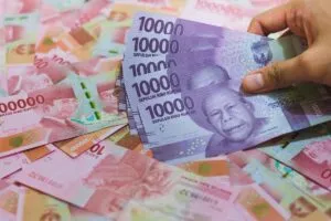 Cara Lindungi Aset dari Pelemahan Rupiah: Panduan Investor Pemula