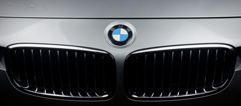 BMW Manfaatkan Blockchain JPMorgan untuk Mempercepat Pembayaran Global