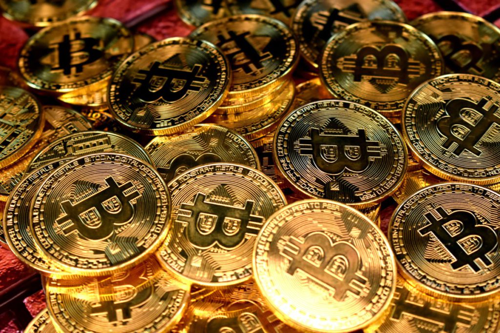 Investor adopsi Bitcoin