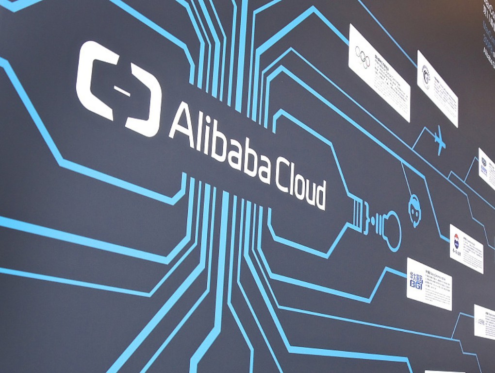 Alberto Roura di Alibaba Cloud Developer Summit 2023