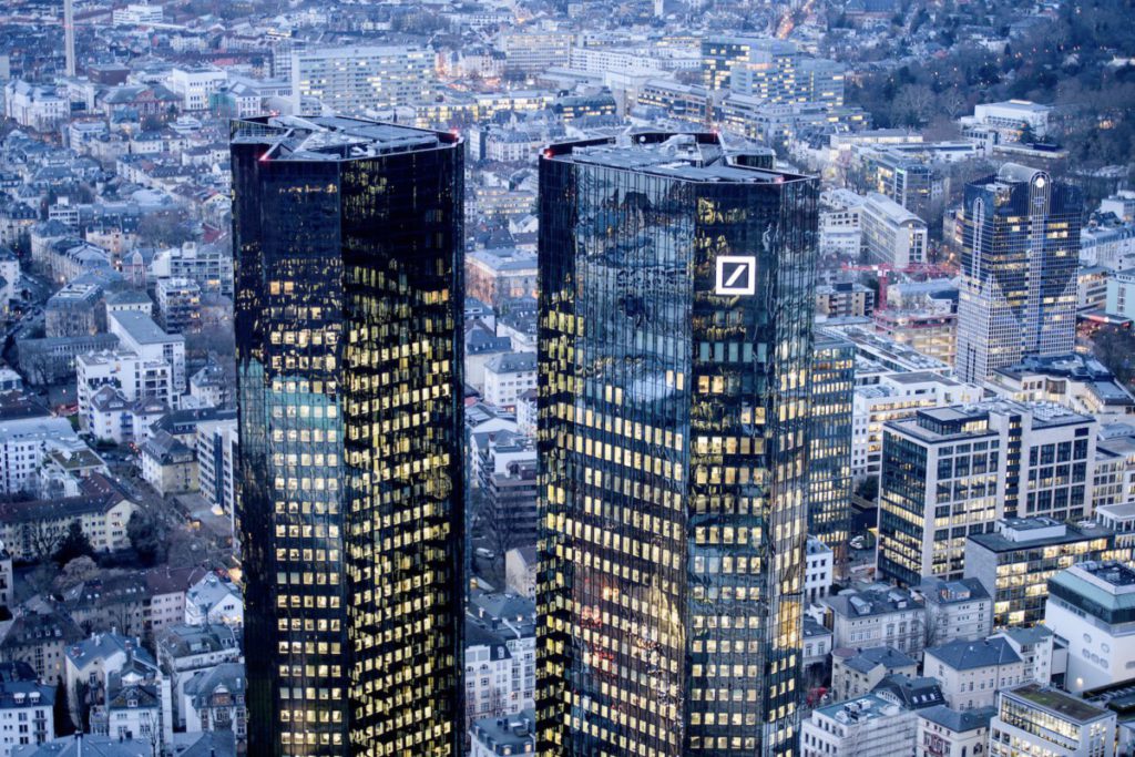 Mengapa Deutsche Bank Singapore Memilih SBT?