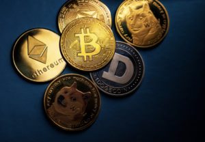 5 Crypto yang Naik Hari Ini (20/2/23), Bukan Bitcoin?