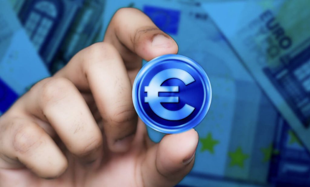 circle euro coin meluncur di avalanche