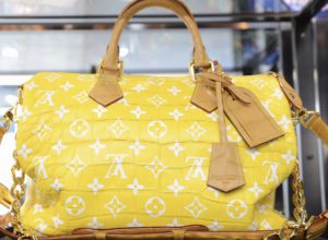 Louis Vuitton Hadirkan ‘Speedy’ Bag Sebagai NFT dengan Klaim Dunia Nyata!