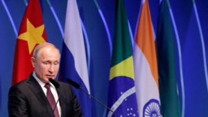 Presiden Rusia Vladimir Putin Sebut Dolar AS Kehilangan Dominasi Global, Apakah Bitcoin Akan Mengambil Alih?