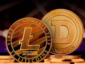 Bagaimana Litecoin ‘Menyelamatkan’ Dogecoin: Sebuah Tinjauan Sejarah yang Sering Diabaikan