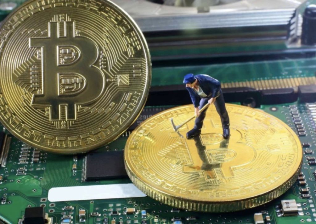 saham penambangan bitcoin menguat