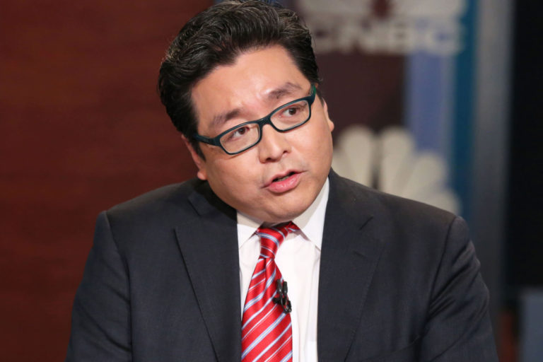Ethereum (ETH) Anjlok 7%, Tom Lee Ungkap Alasan Mengejutkan di Balik Penurunan Harga