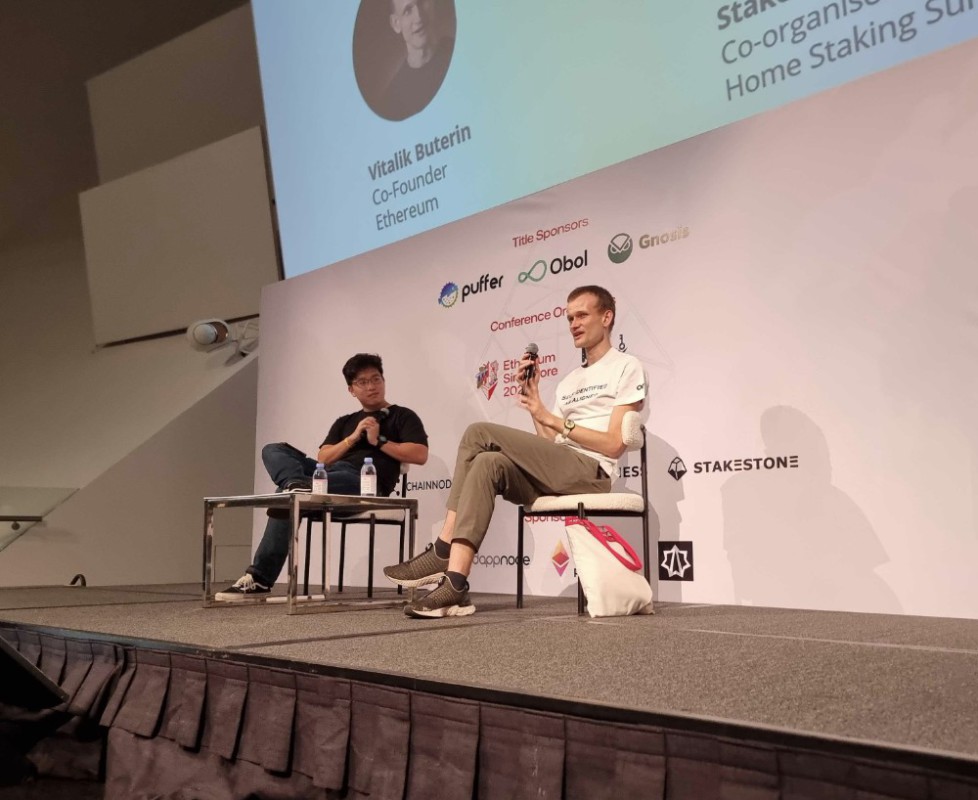 vitalik buterin ethereum singapur 2024