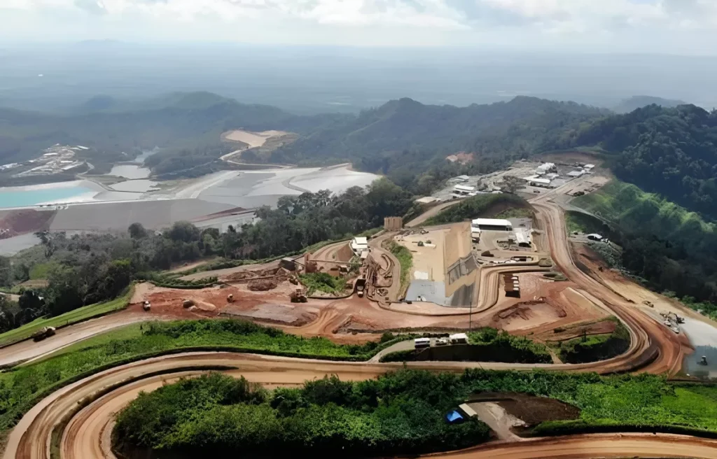 Tambang Tujuh Bukit (Tumpang Pitu)